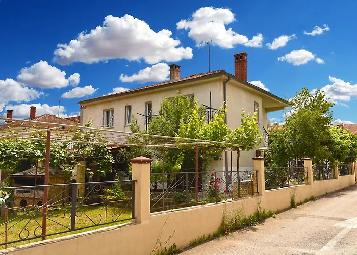 Apartment Davor 2330