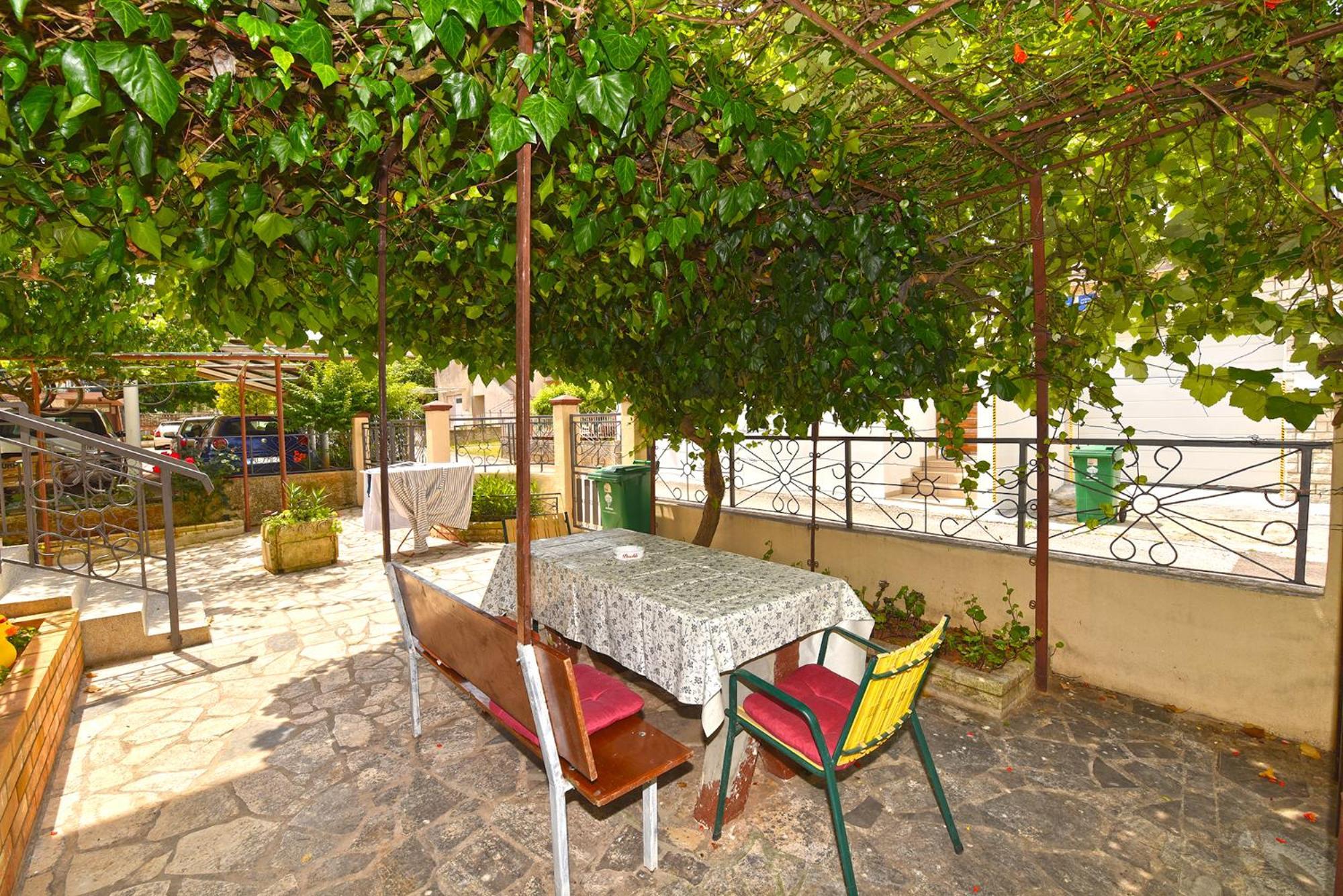 Apartament Davor 2330 *
